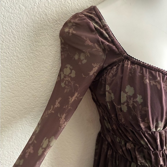 Urban Outfitters Diana Ruched Cut-Out Playsuit Floral Long Sleeve Romper M - Picture 6 of 16